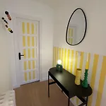 Appartement Rez-de-chaussée De Chaussée Entre Et