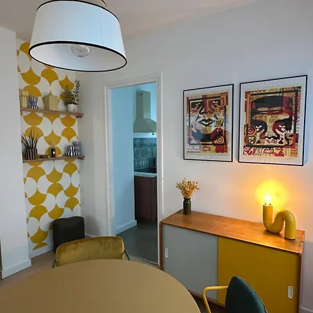 Rez-de-chaussee De Chaussee Entre Et